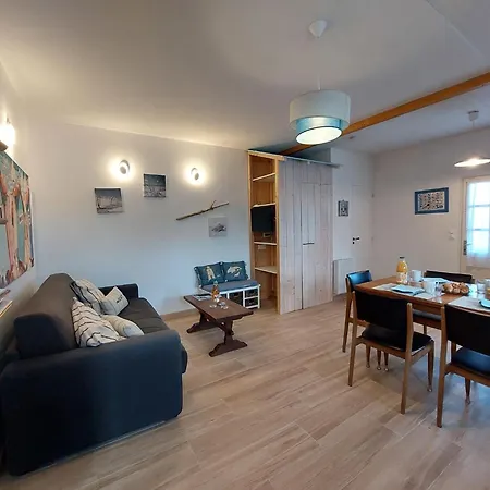 Charme De La Petite Bosse By Interhome Holiday home